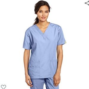 NWT Small WonderWink scrub top.